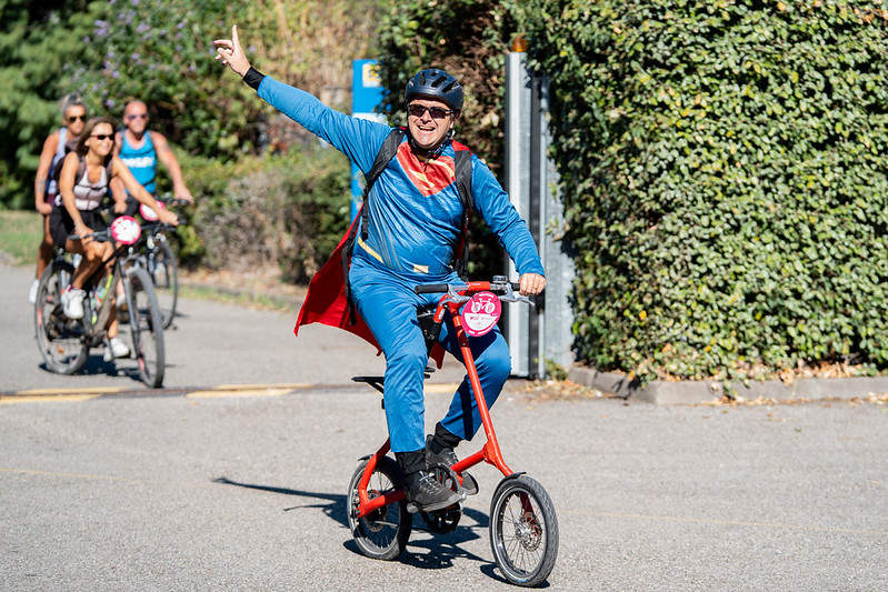 Superman roule avec nous