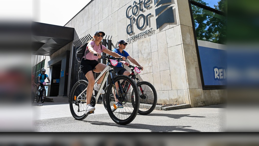 Souvenirs vidéo de l'édition Vélotour Dijon